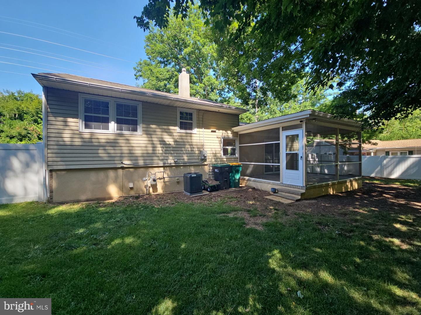 41 N Park Dr Property Photo 27