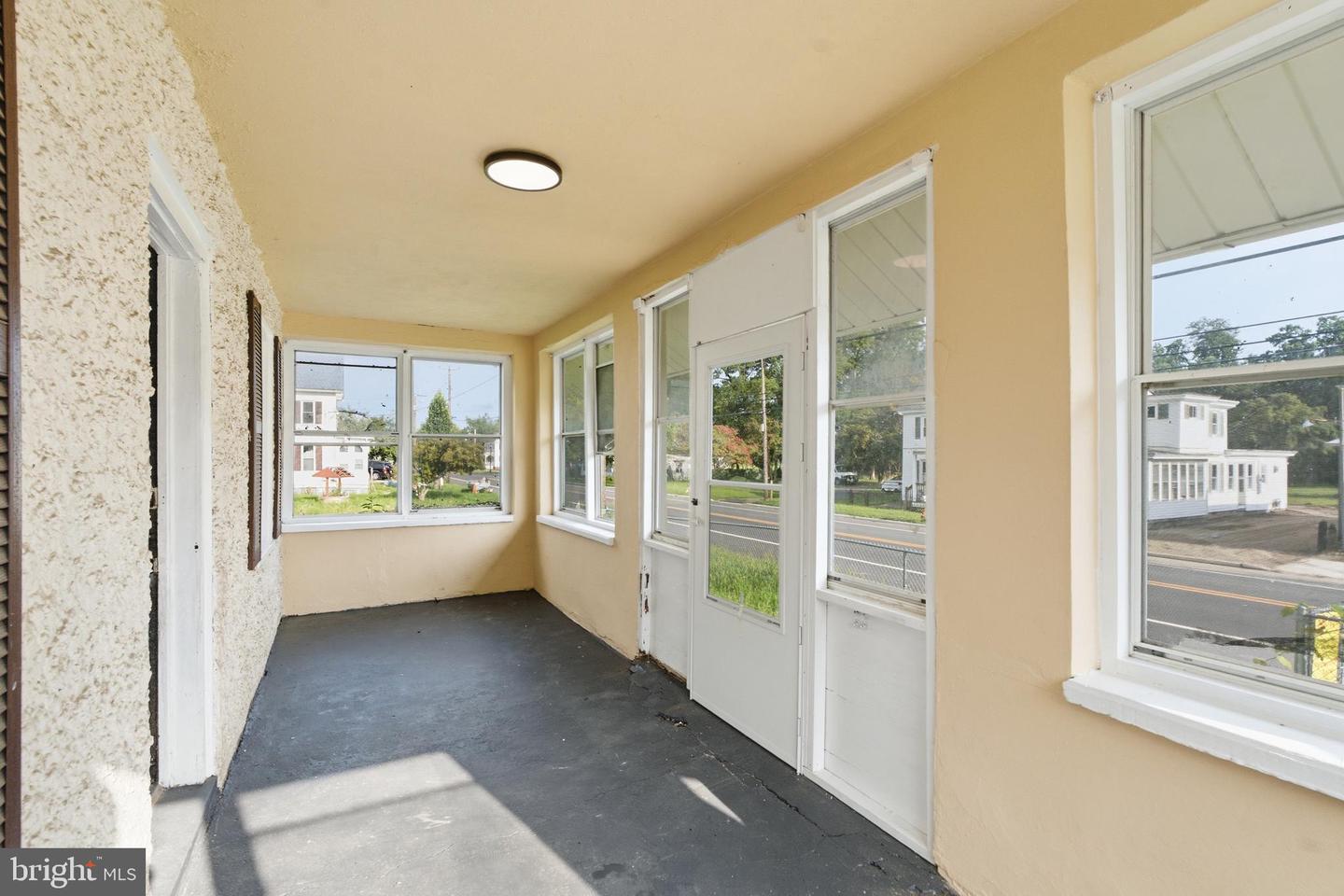 1654 Main Property Photo 2