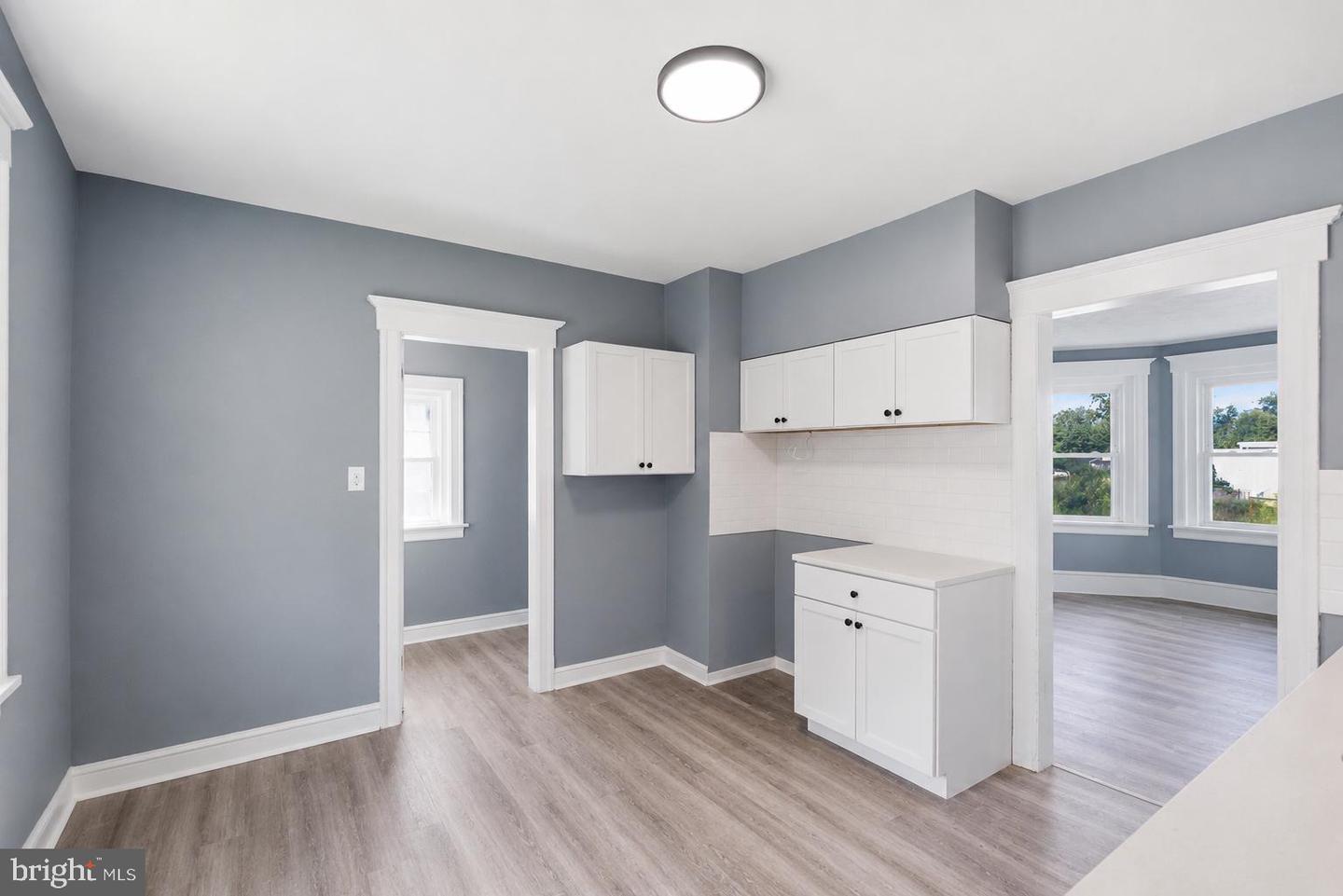 1654 Main Property Photo 8