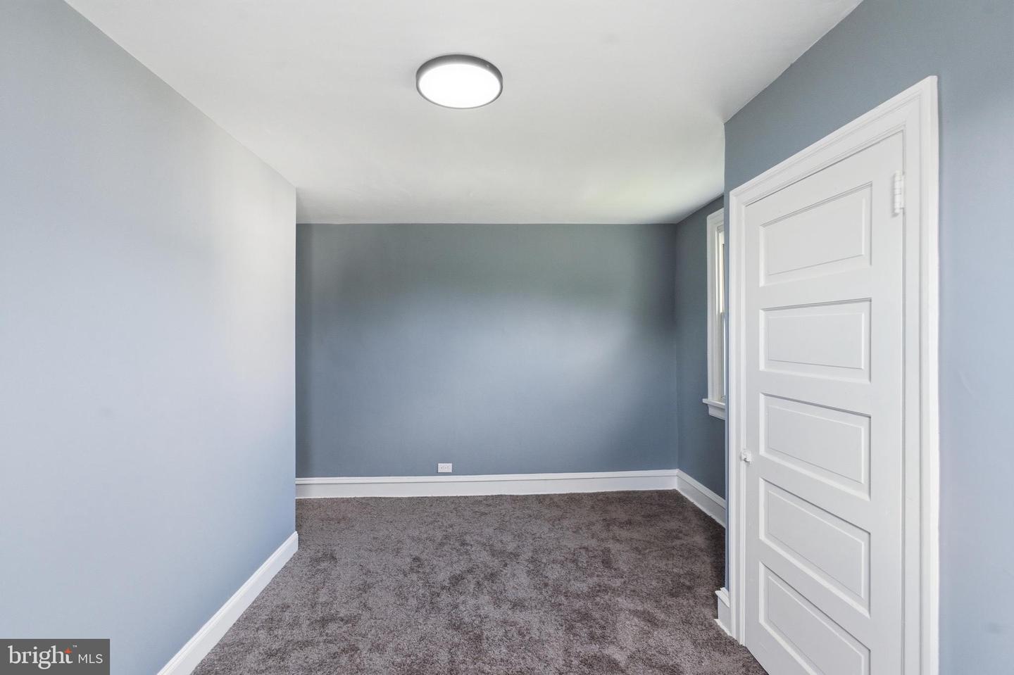 1654 Main Property Photo 15