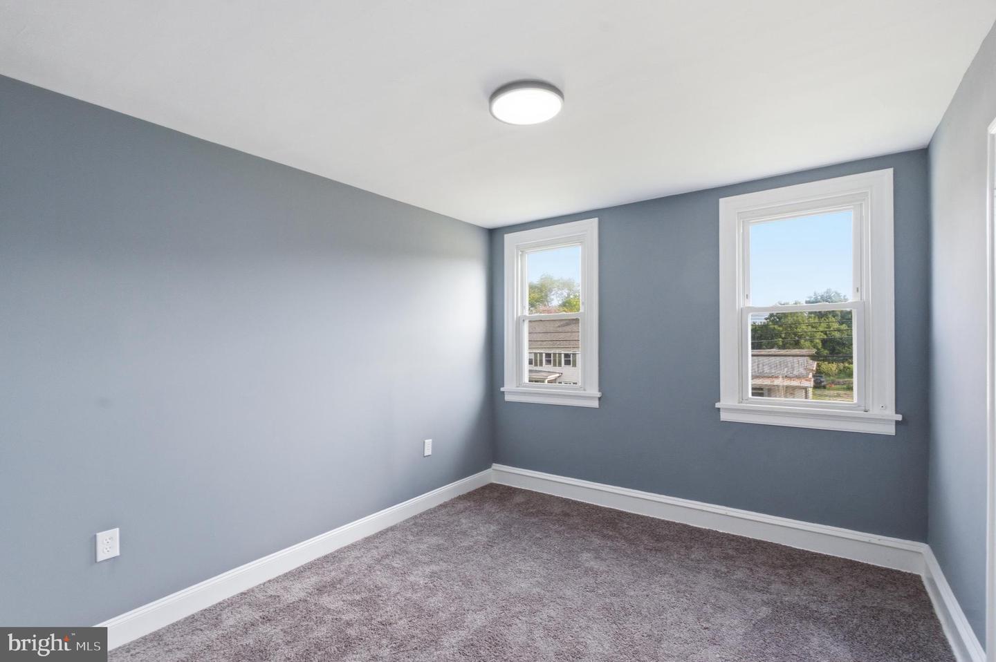 1654 Main Property Photo 16