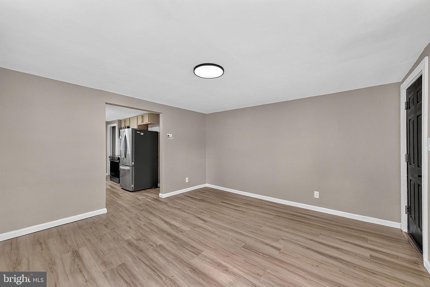 520 Spruce St Property Photo 10