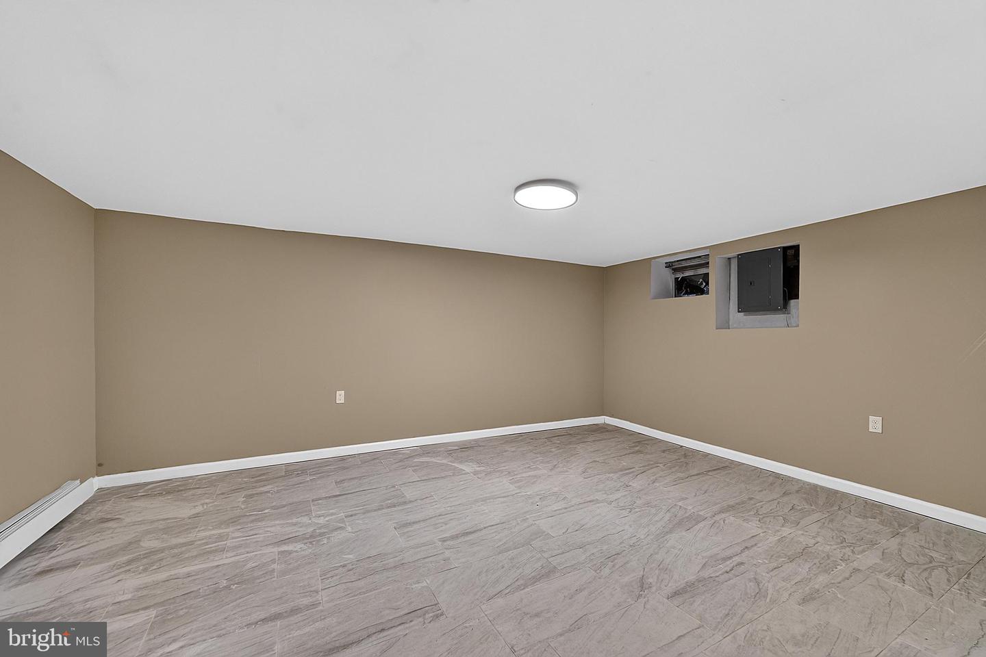 520 Spruce St Property Photo 18