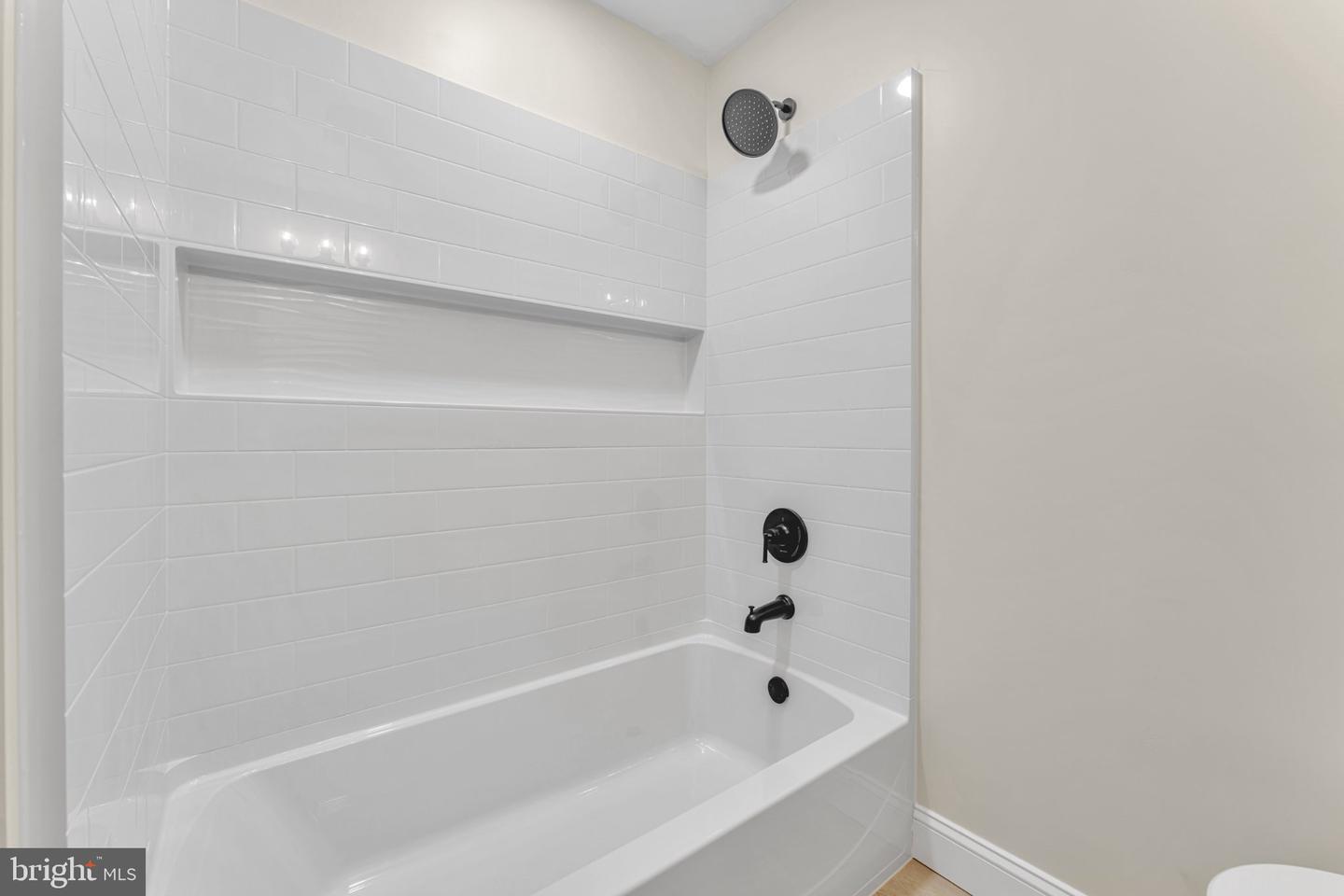 1869 Monarch Ln Property Photo 17