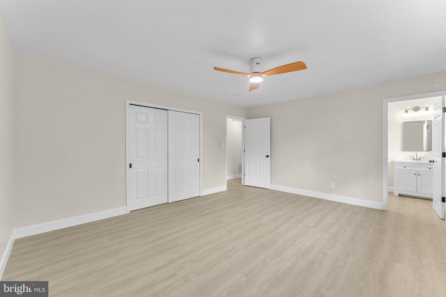 1869 Monarch Ln Property Photo 20