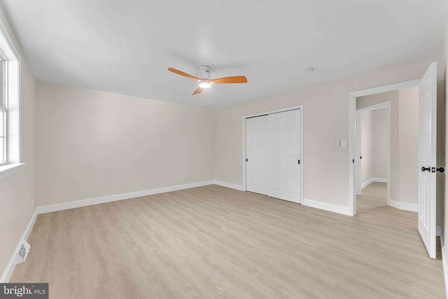 1869 Monarch Ln Property Photo 21