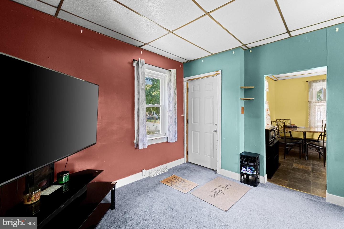 5 Madison Ave Property Photo 5