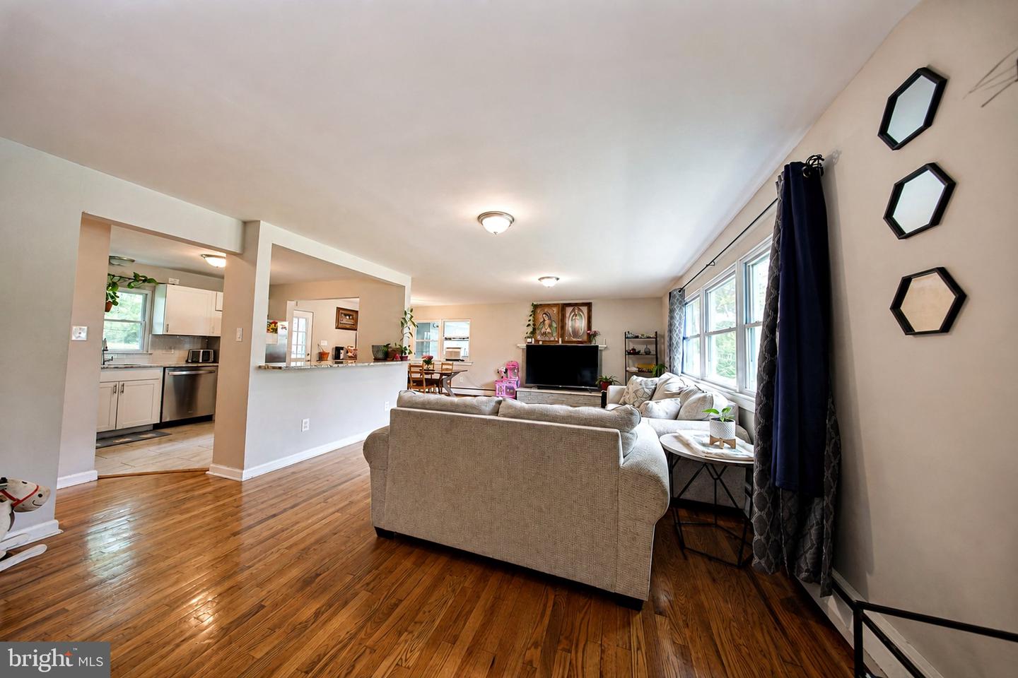 61 Hitchner Ave Property Photo 3