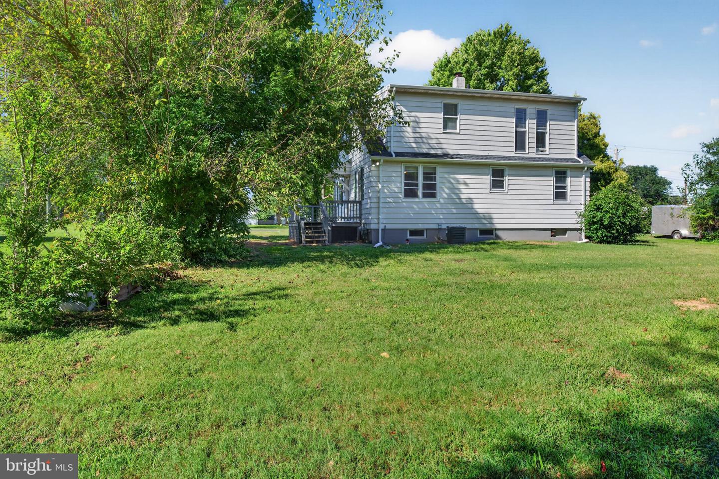 1653 E Wheat Rd Property Photo 30