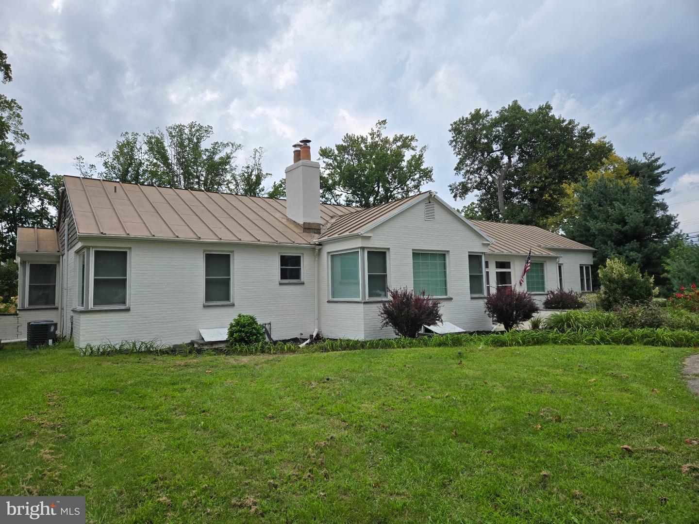 2245 E Landis Ave Property Photo 1