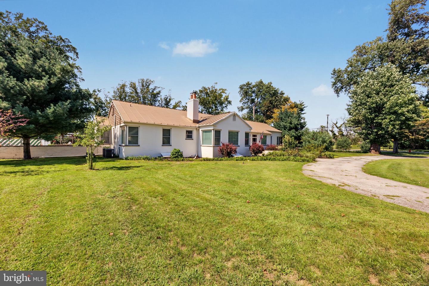 2245 E Landis Ave Property Photo 13
