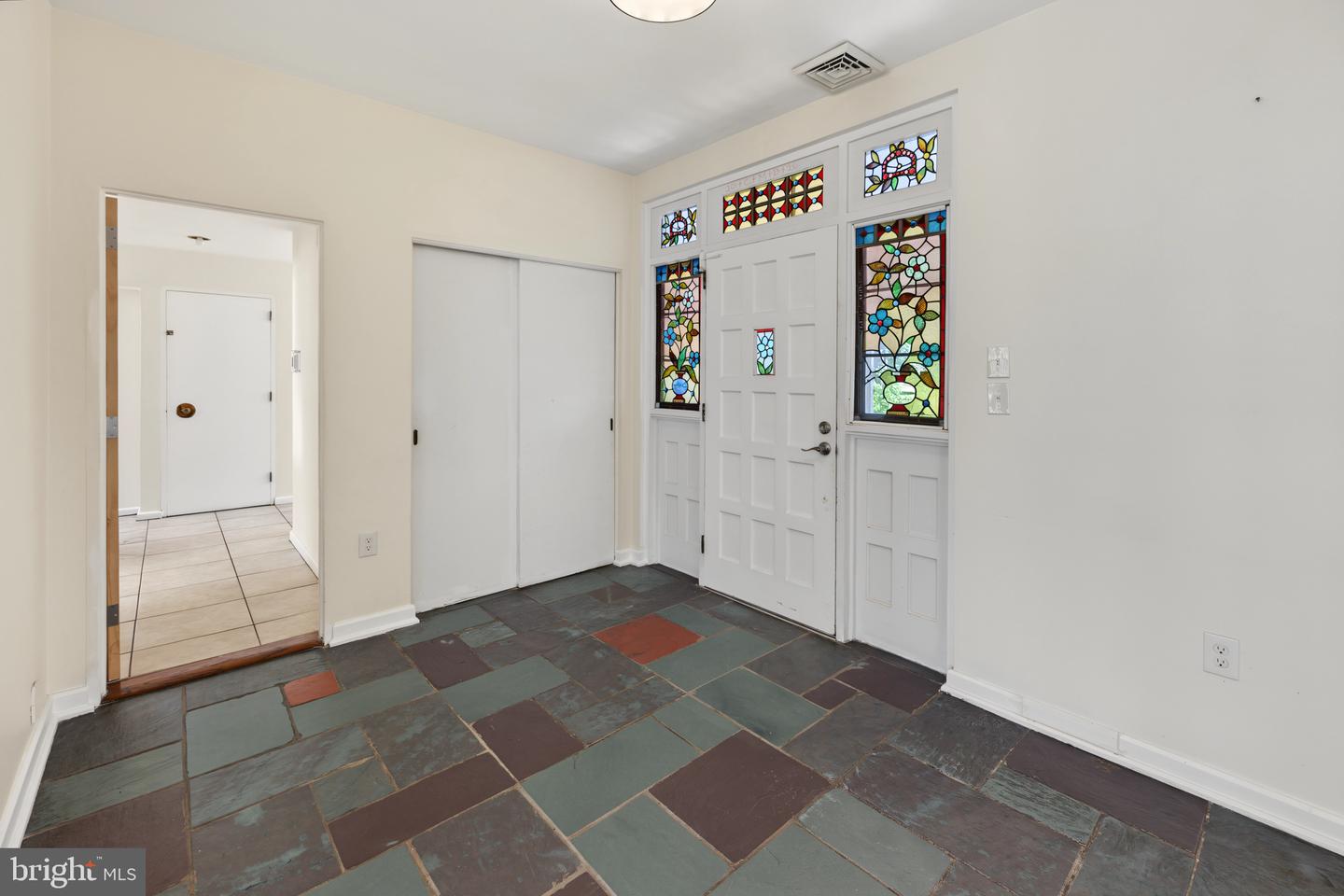2245 E Landis Ave Property Photo 18