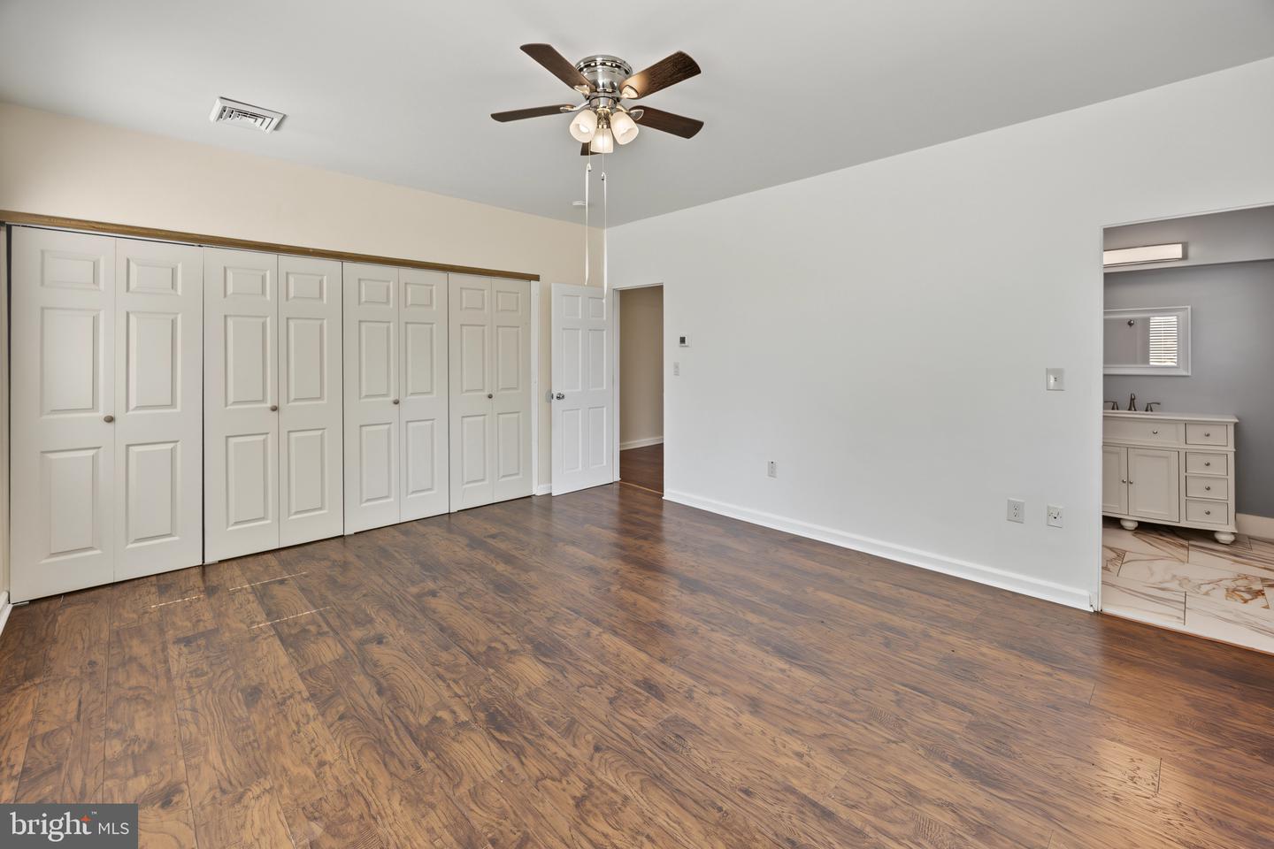 2245 E Landis Ave Property Photo 57