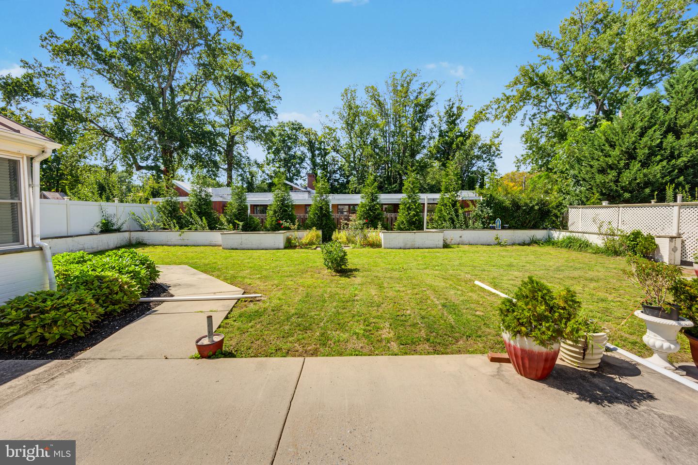 2245 E Landis Ave Property Photo 83