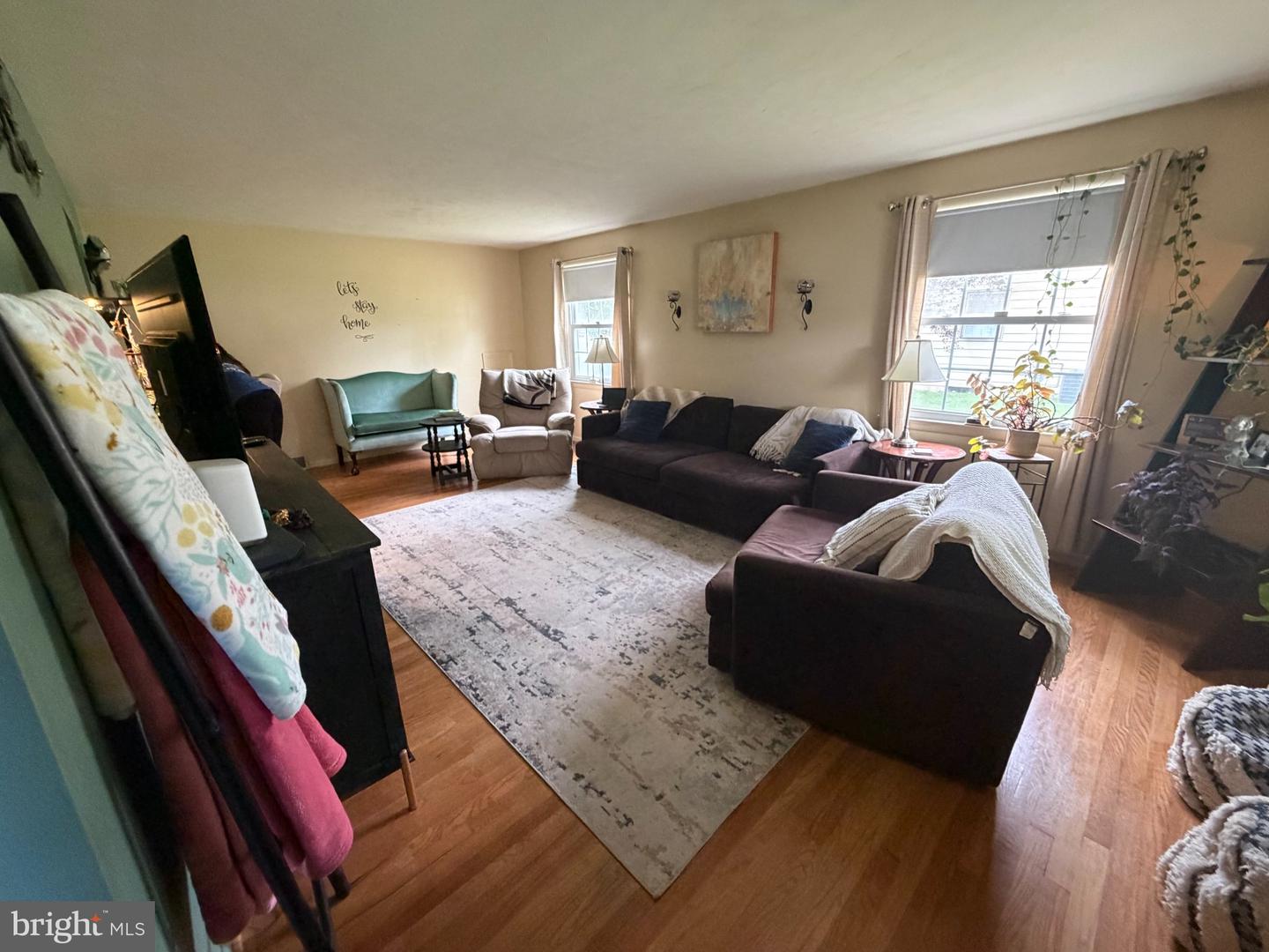 629 Sheridan Ave Property Photo 2
