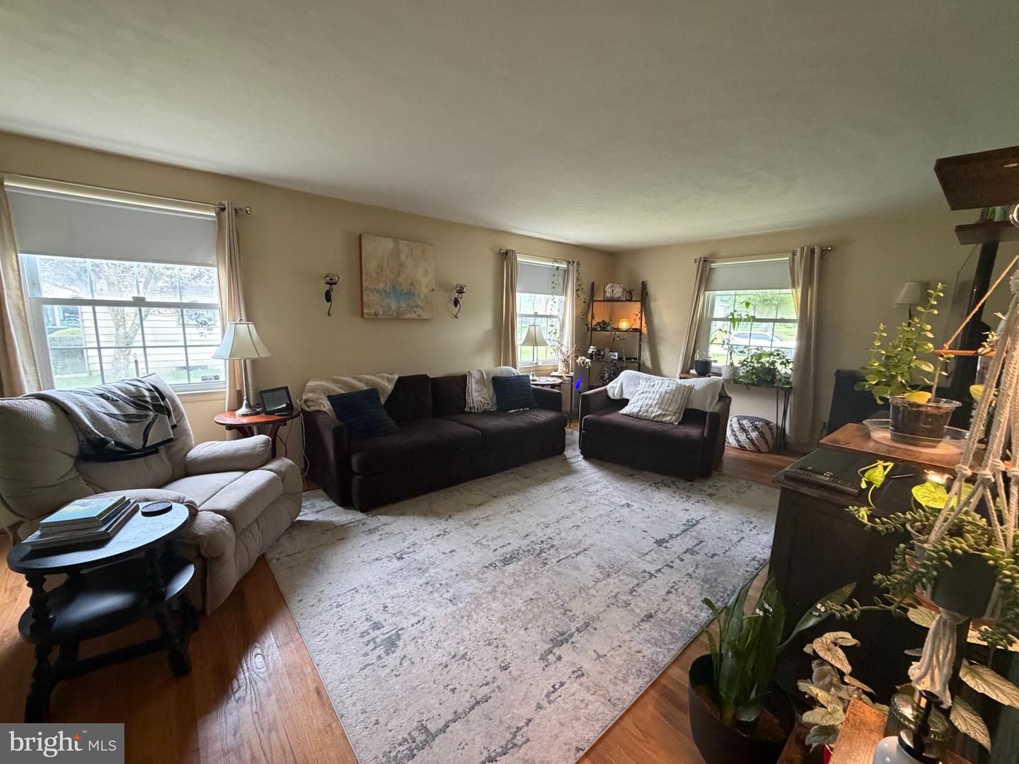 629 Sheridan Ave Property Photo 3