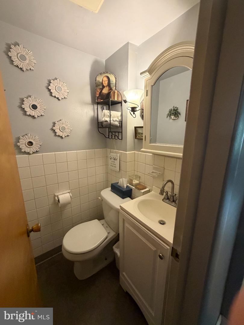 629 Sheridan Ave Property Photo 9