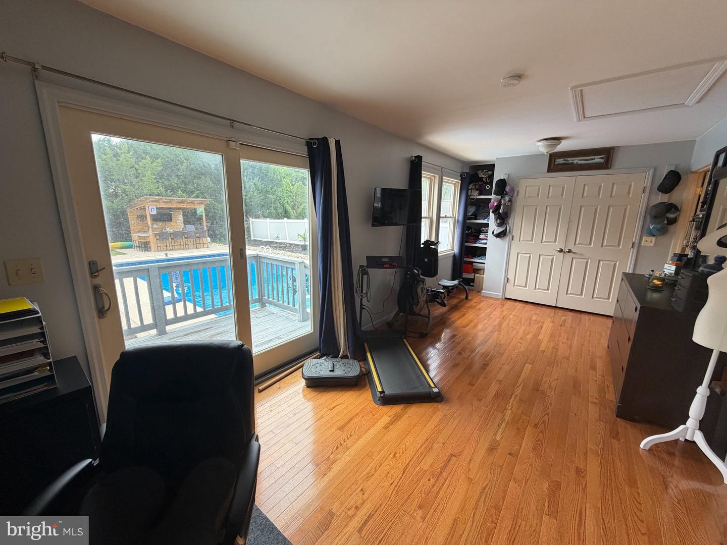 629 Sheridan Ave Property Photo 12