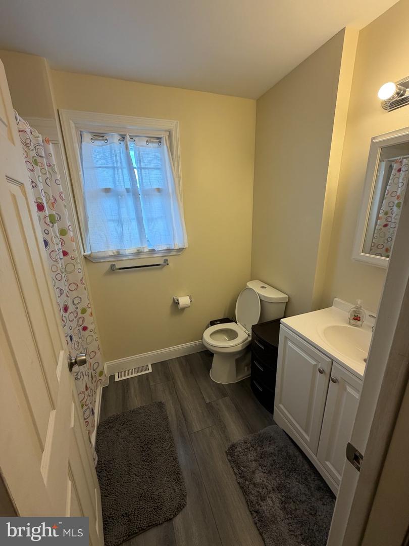 629 Sheridan Ave Property Photo 17