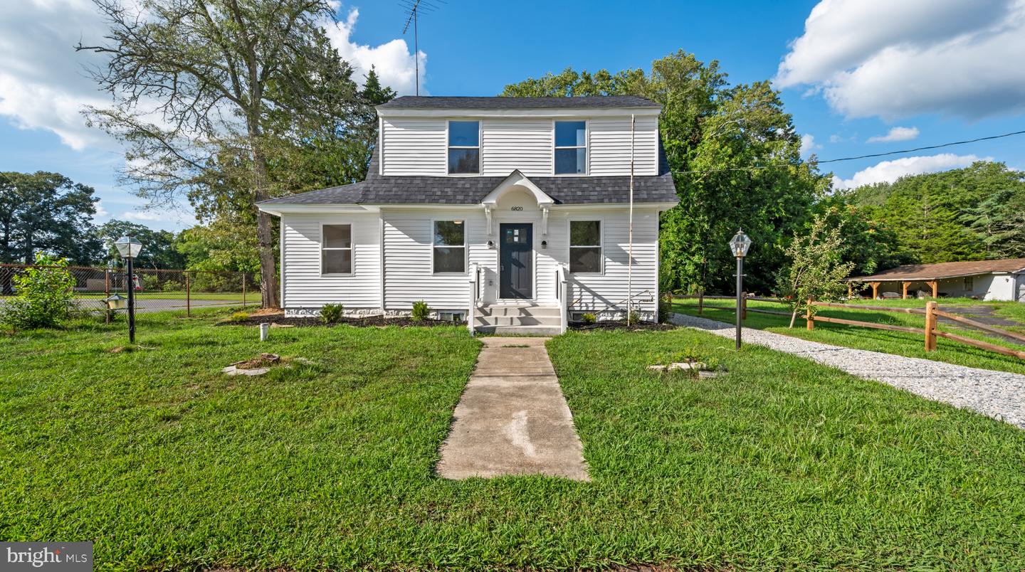 6820 BROWN ST Property Photo 1