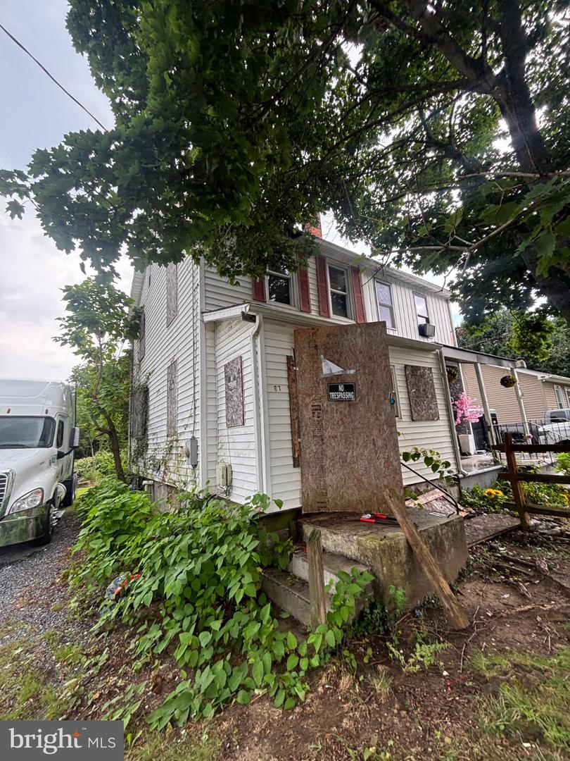 67 CORAL AVE Property Photo 1