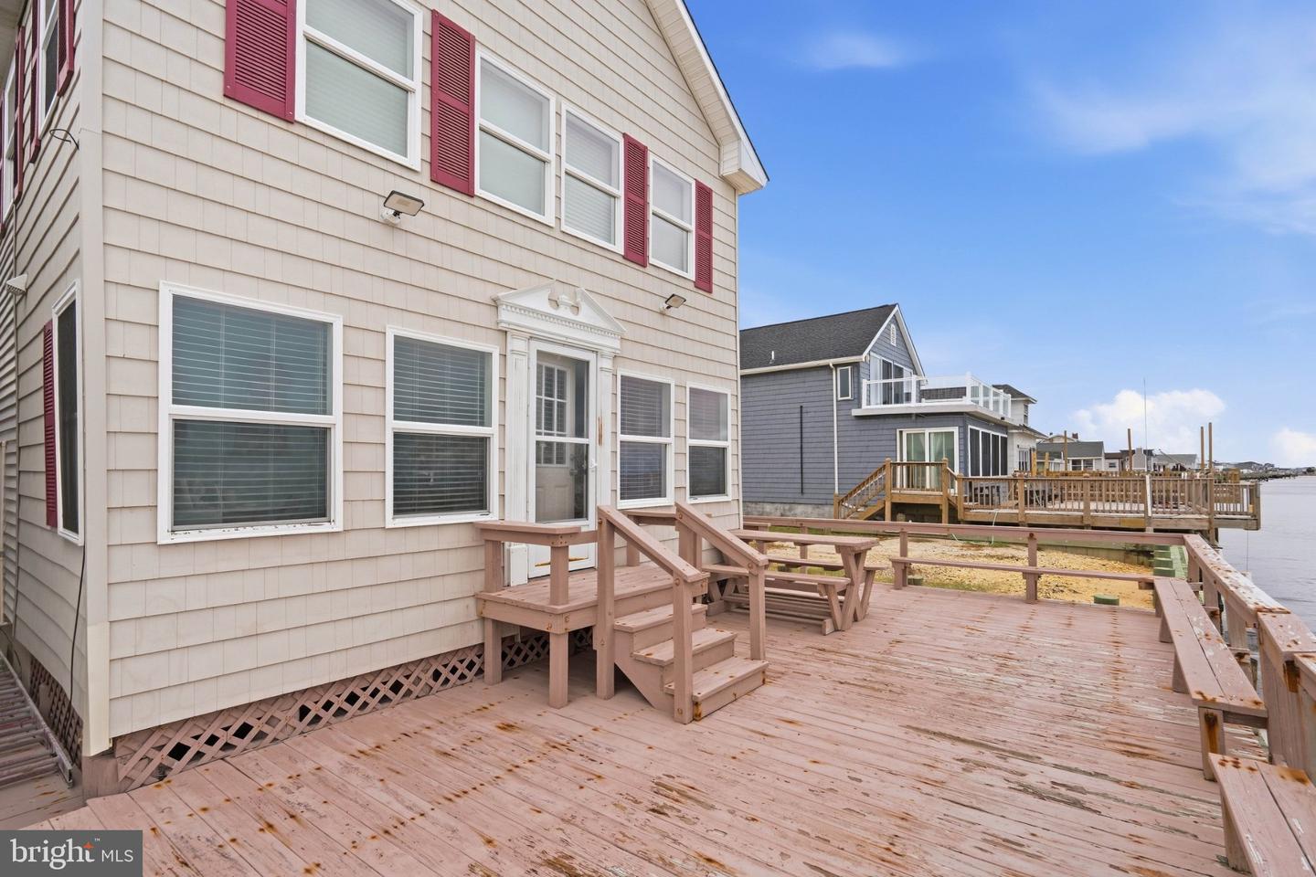 176 New Jersey Ave Property Photo 2