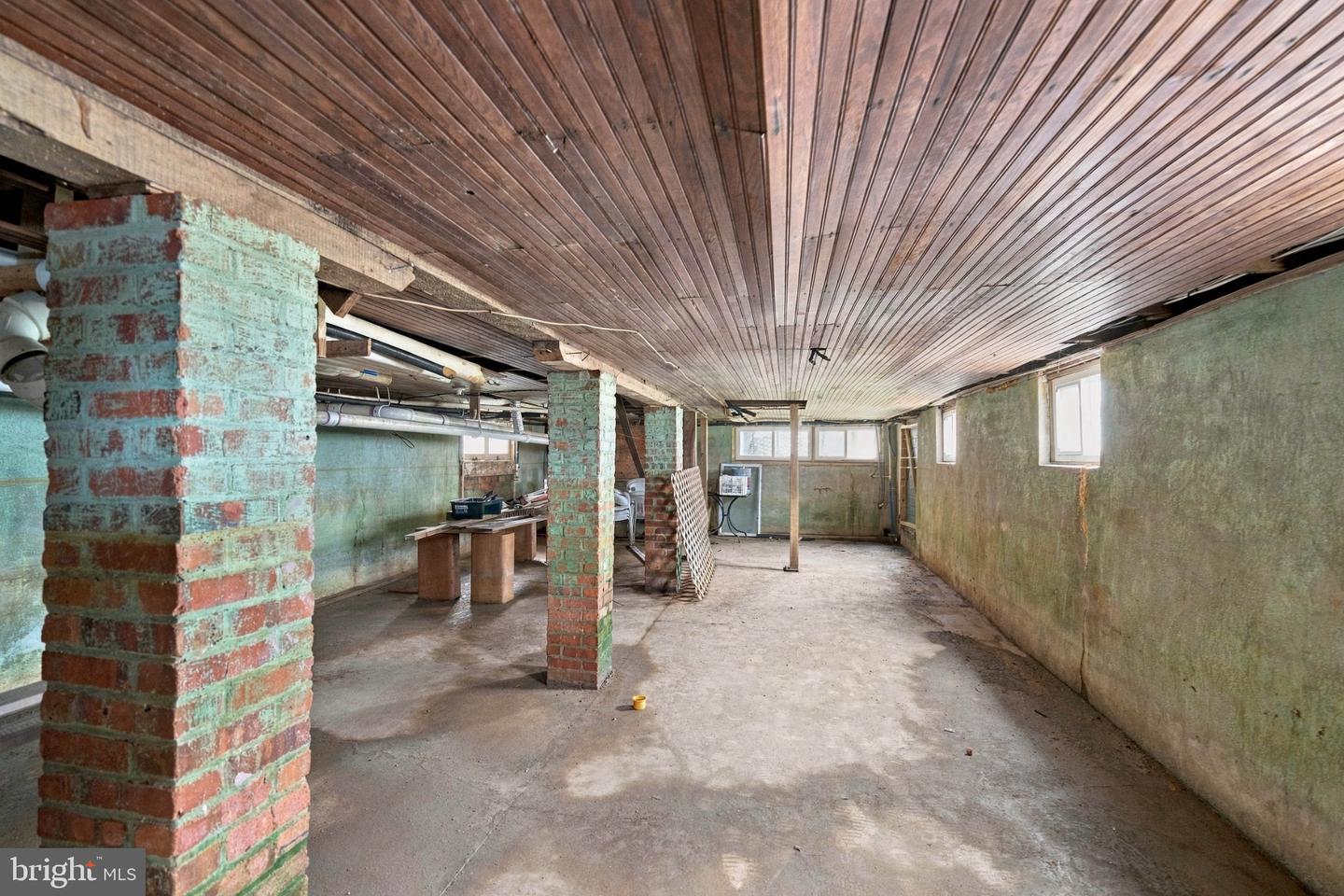 176 New Jersey Ave Property Photo 24