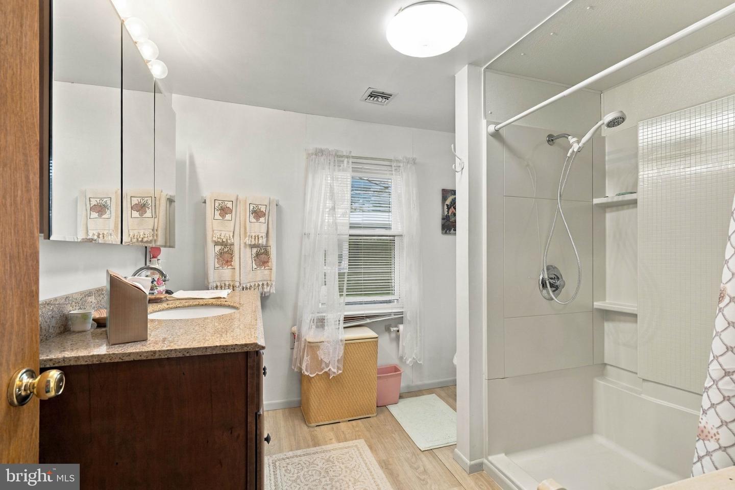 176 New Jersey Ave Property Photo 49