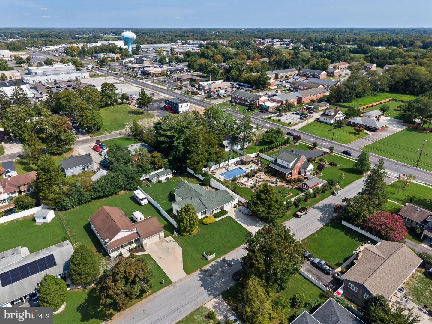 1196 Francine Property Photo 4