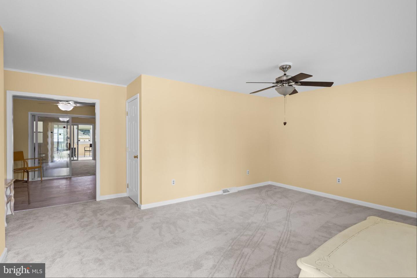 1196 Francine Property Photo 8
