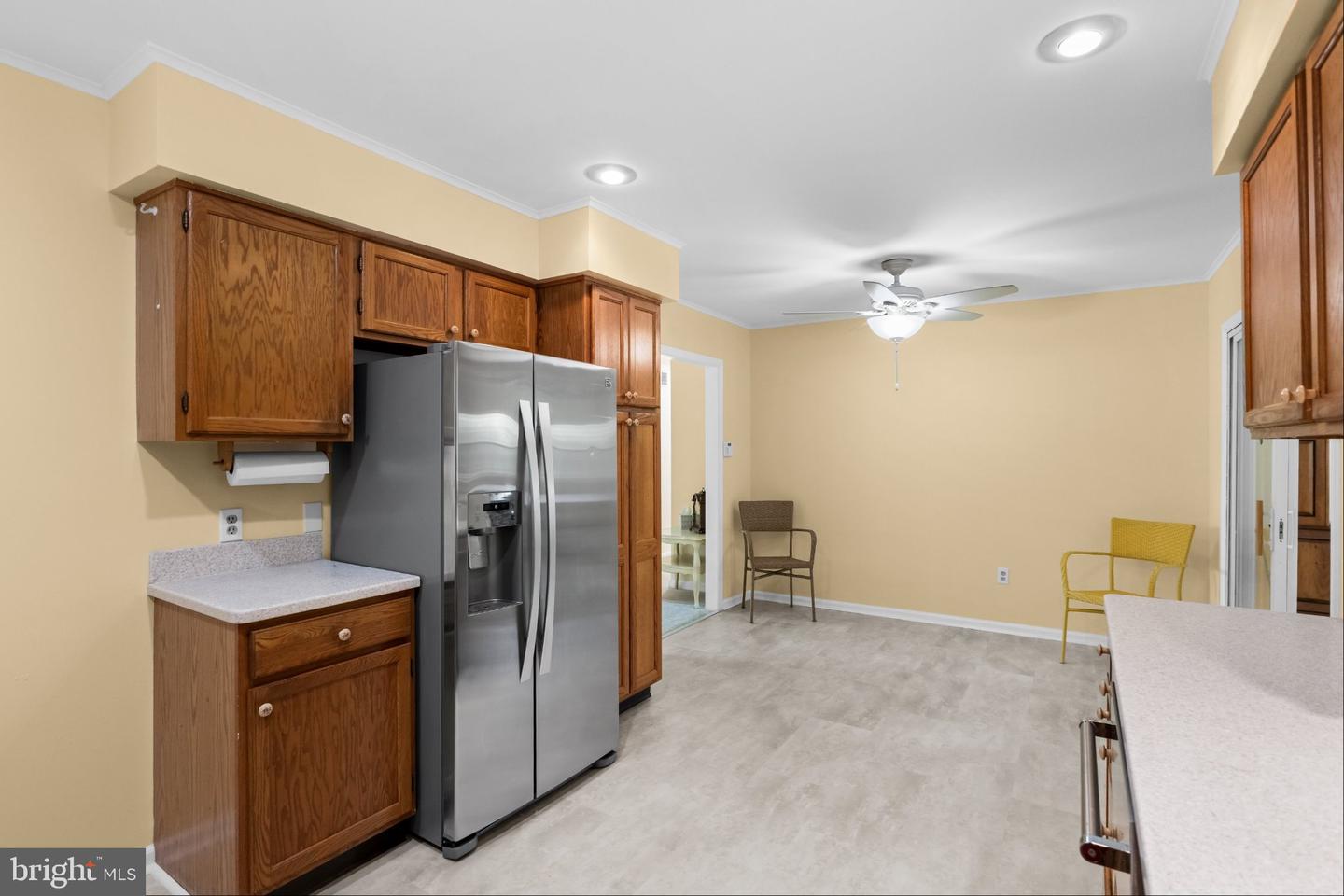 1196 Francine Property Photo 15