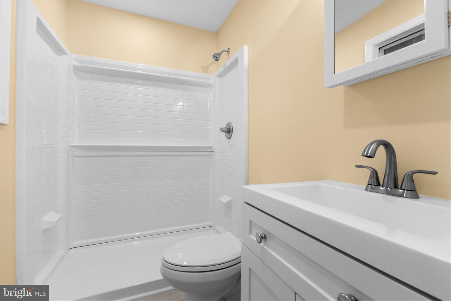 1196 Francine Property Photo 25