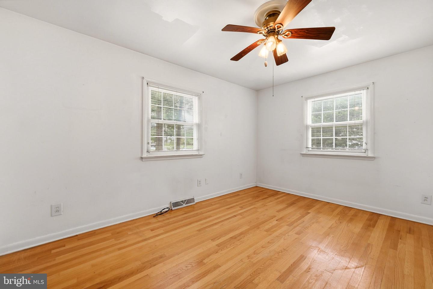 81 N Sharp St Property Photo 15
