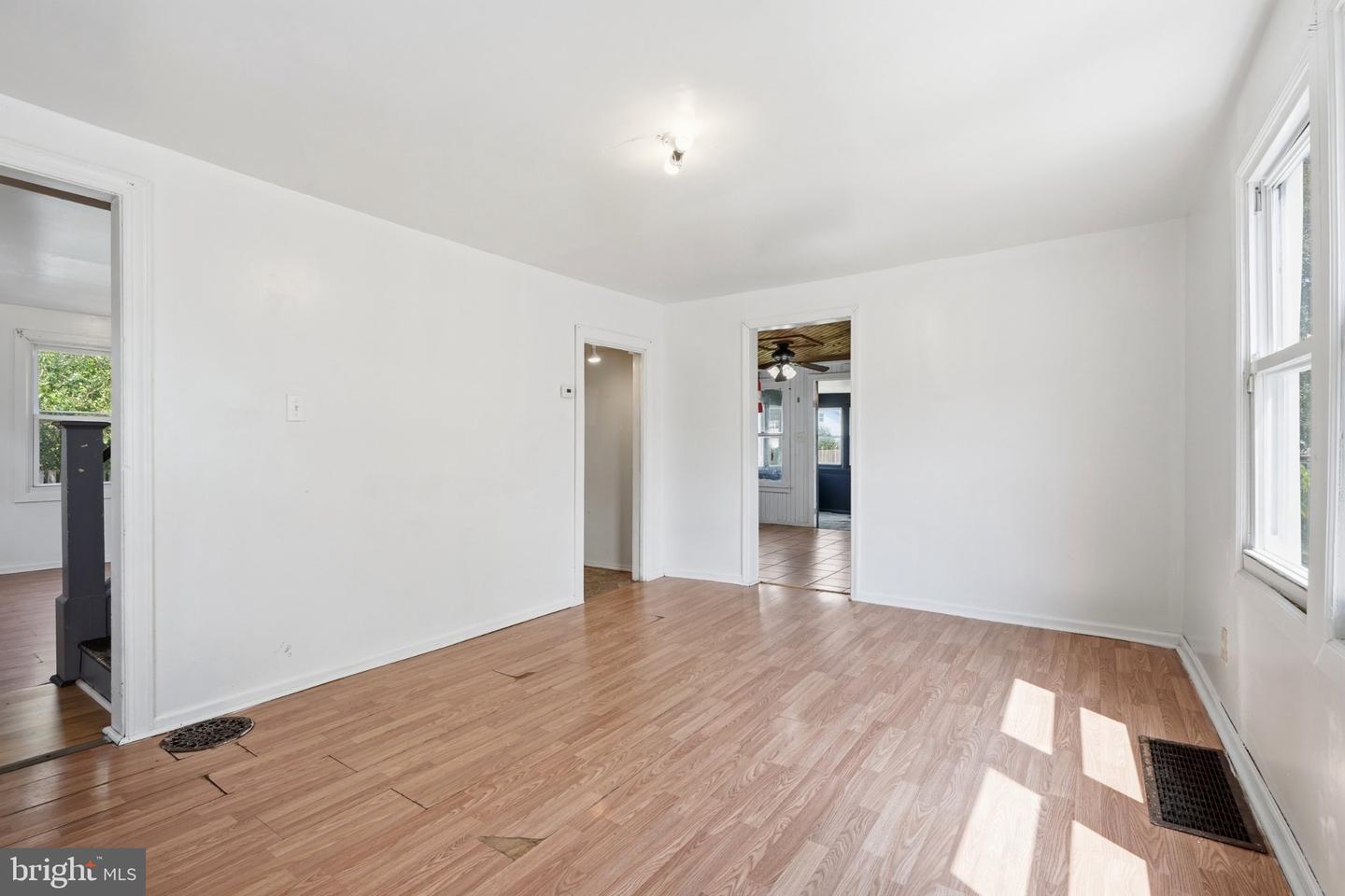 515 Dock St Property Photo 11