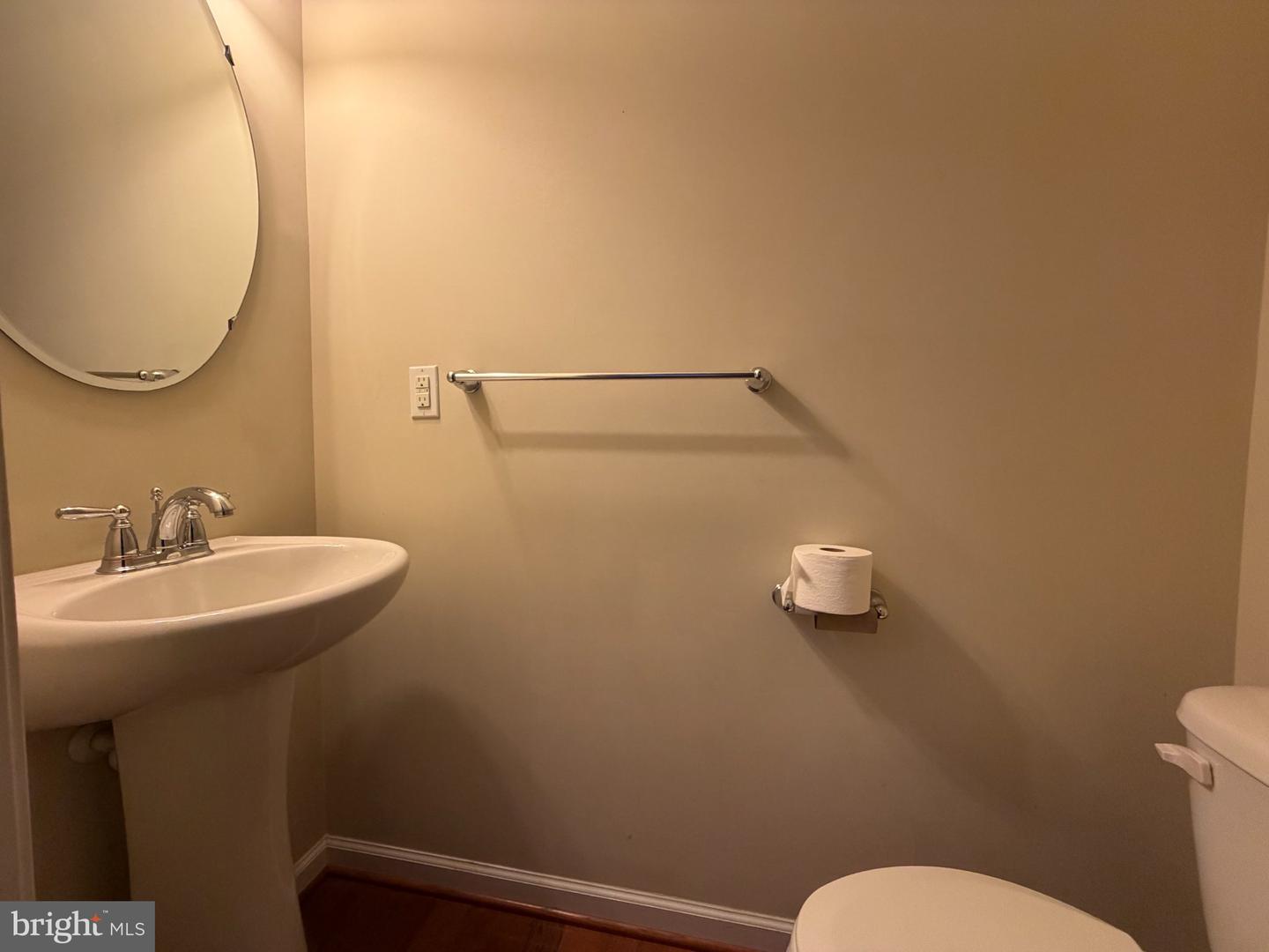 2102 E Oak Rd #n6 Property Photo 15