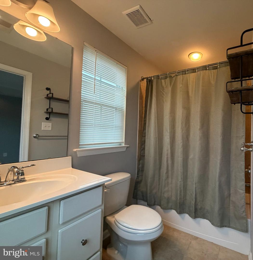 2102 E Oak Rd #n6 Property Photo 19