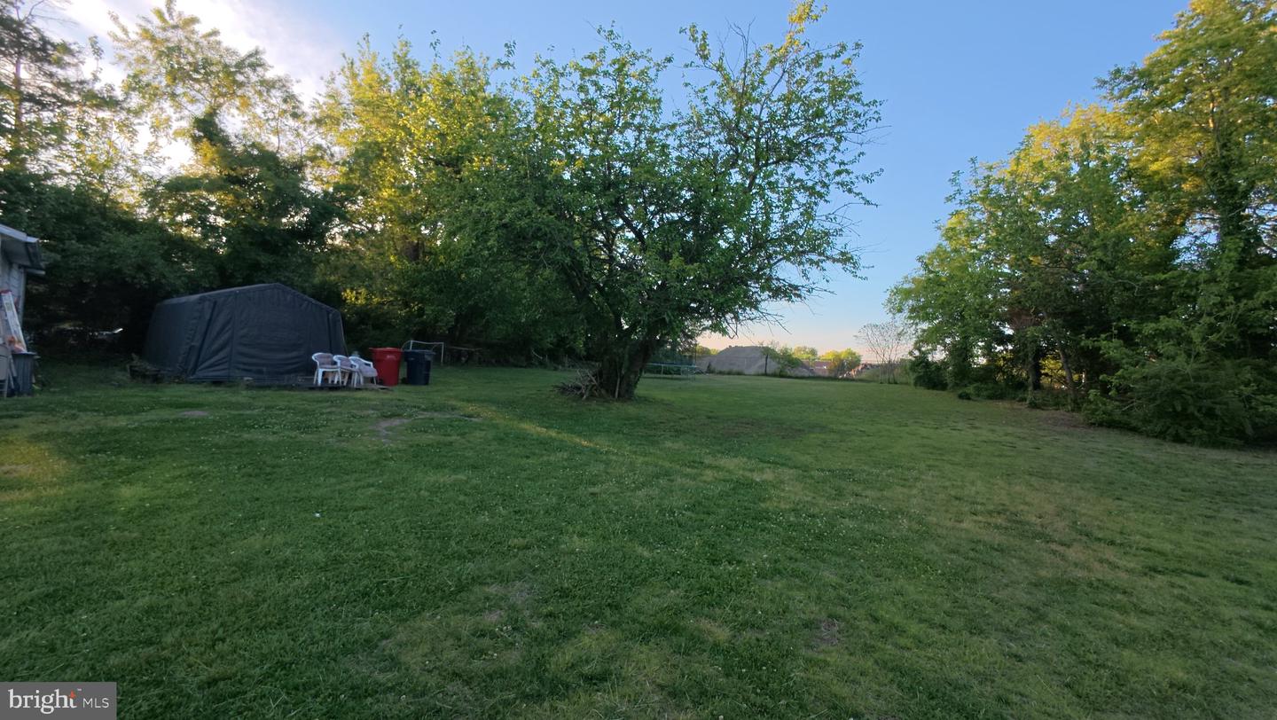 647 Buckshutem Rd Property Photo 11