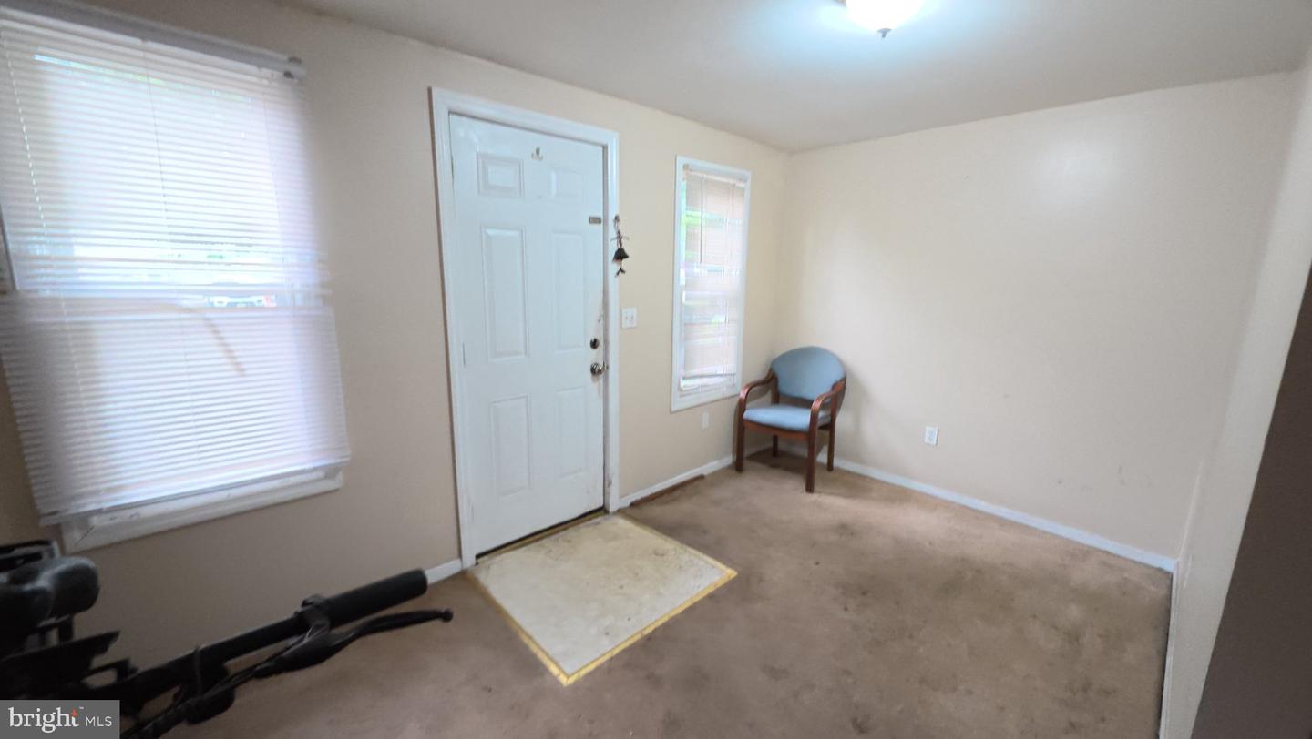 56 Walnut St Property Photo 6