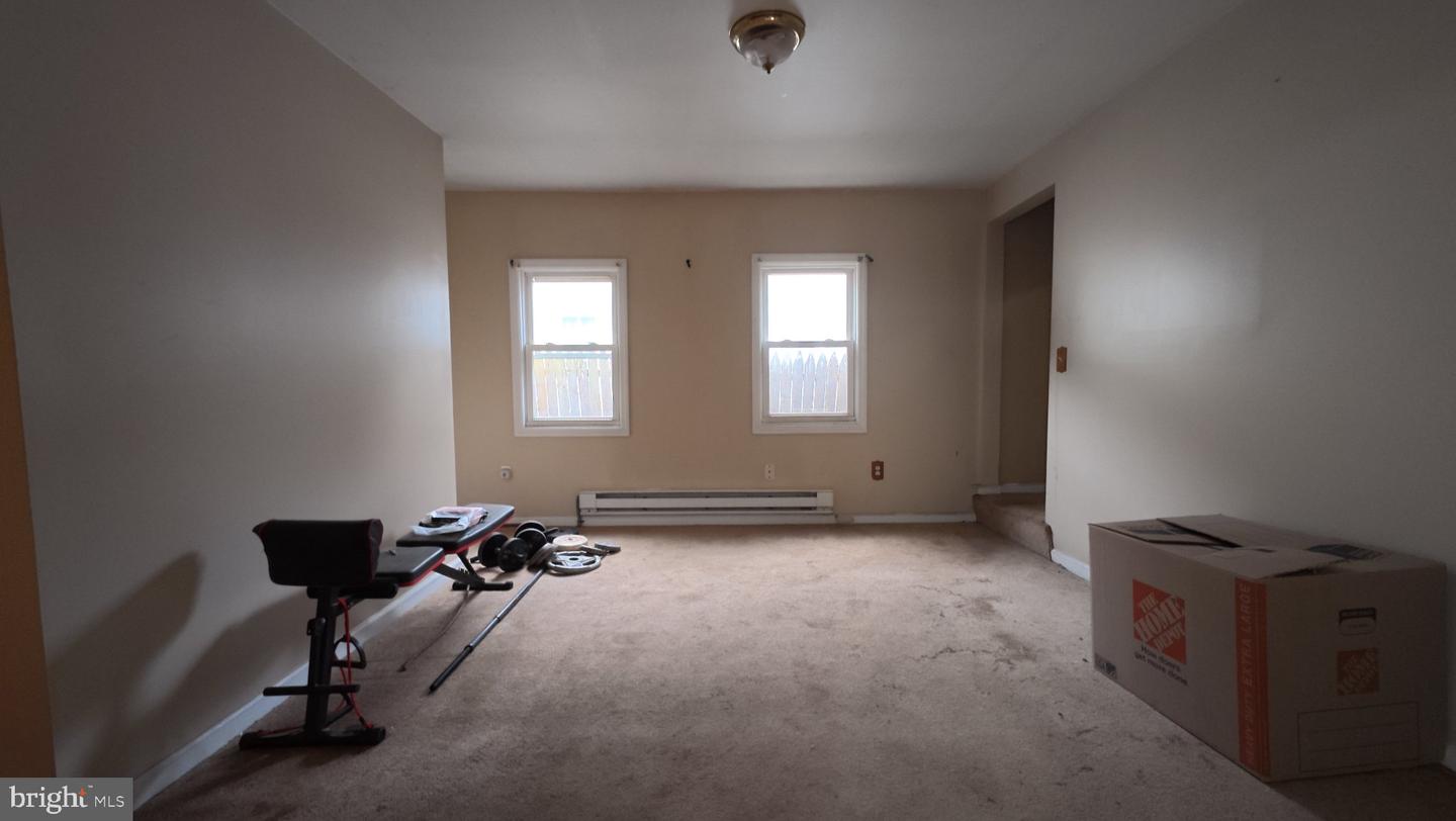 56 Walnut St Property Photo 8