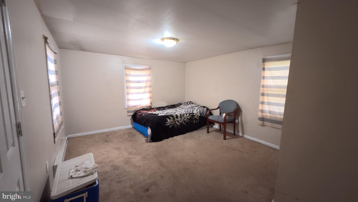 56 Walnut St Property Photo 14