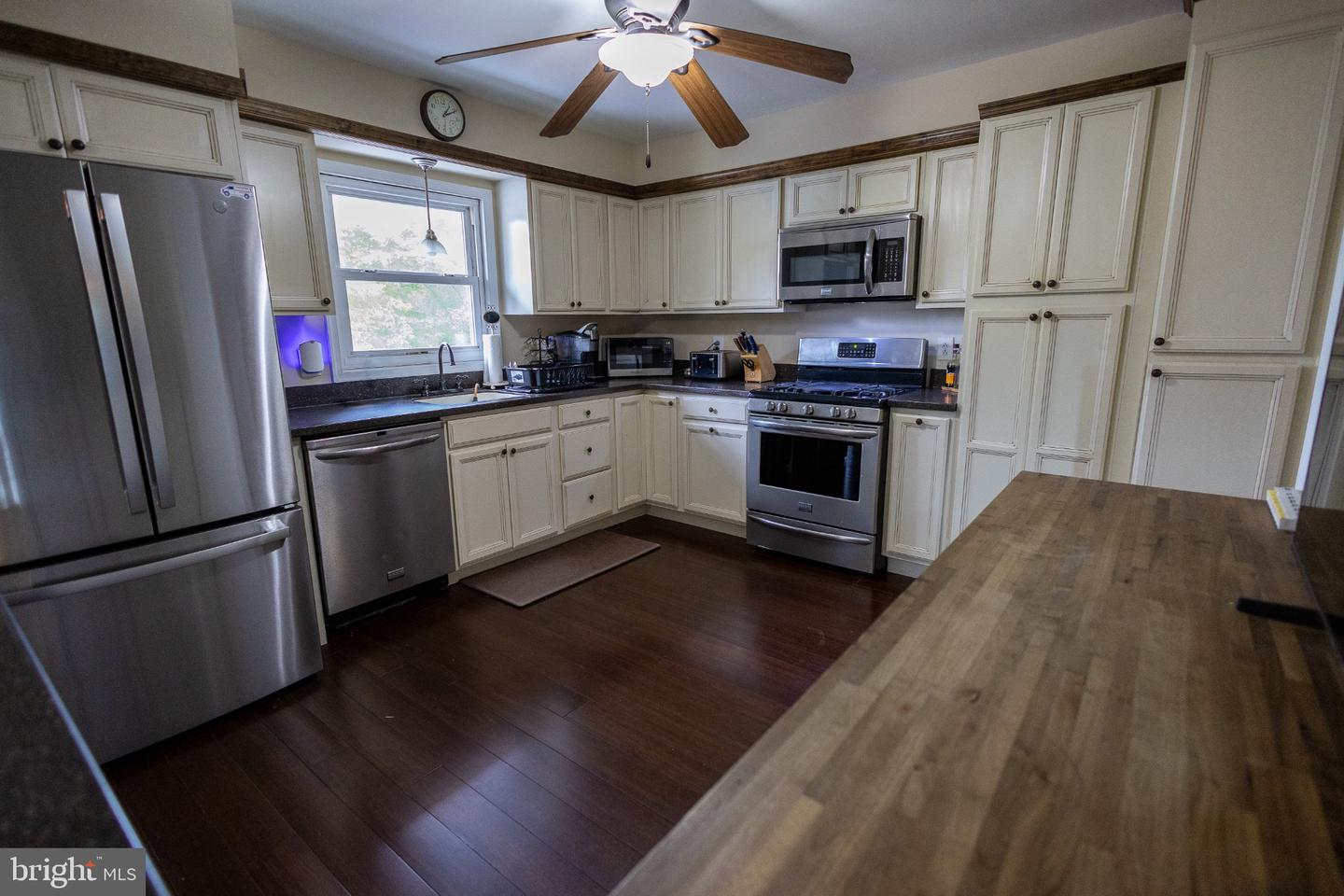 3072 E Landis Ave Property Photo 4