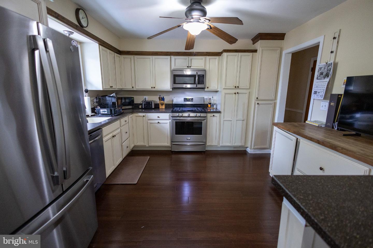 3072 E Landis Ave Property Photo 5