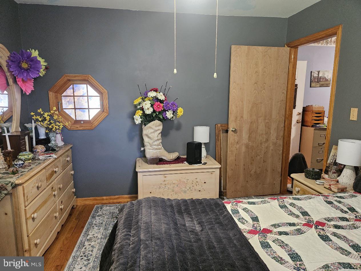 1128 W Park Ave Property Photo 11