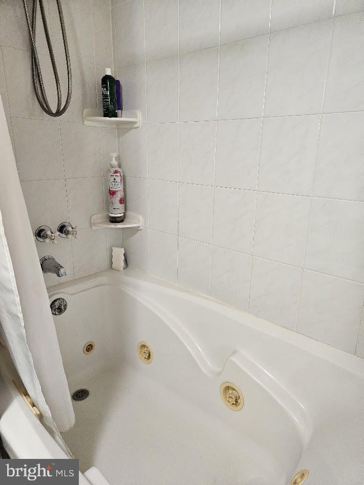 1128 W Park Ave Property Photo 19