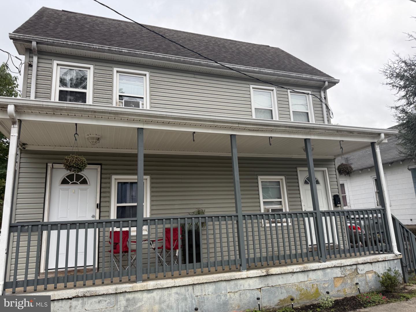 1008 CHURCH ST Property Photo 1