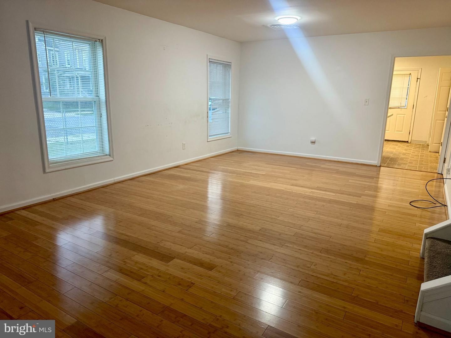 900 Dock St. Property Photo 16