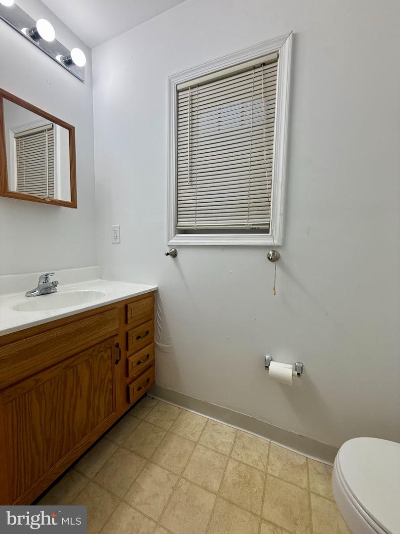 900 Dock St. Property Photo 17