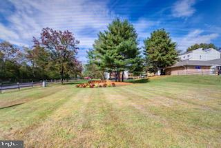 590 Lower Landing Rd Property Photo 4