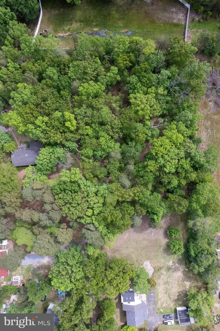 950 New Brooklyn Rd Property Photo 6