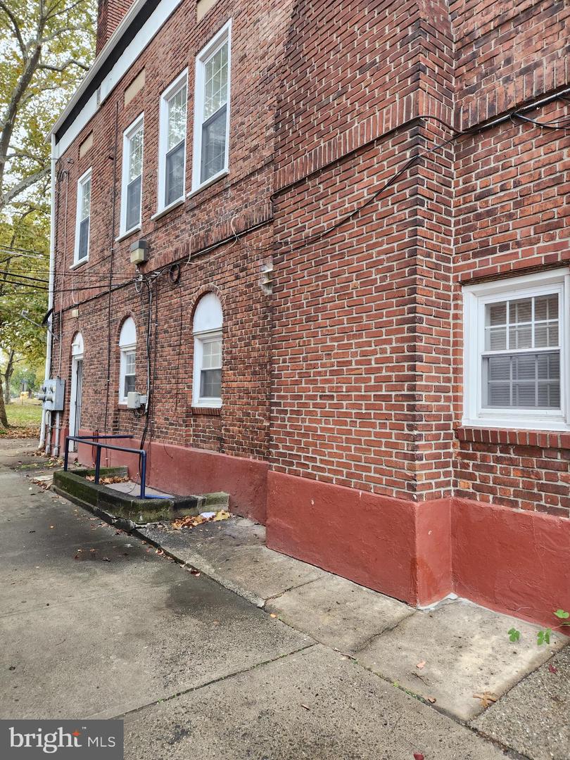 2979 Yorkship Sq Property Photo 10
